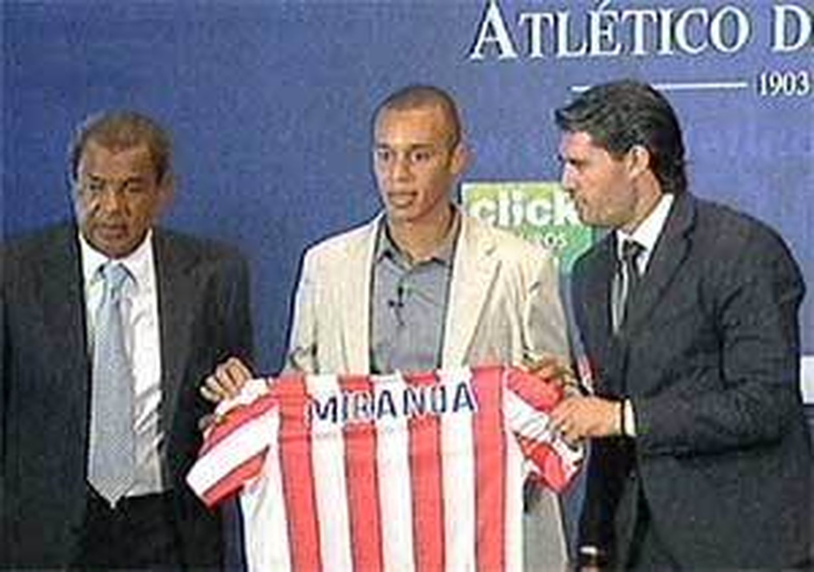 Miranda: Llego a un gran club y espero no defraudar a los que confiaron en mí