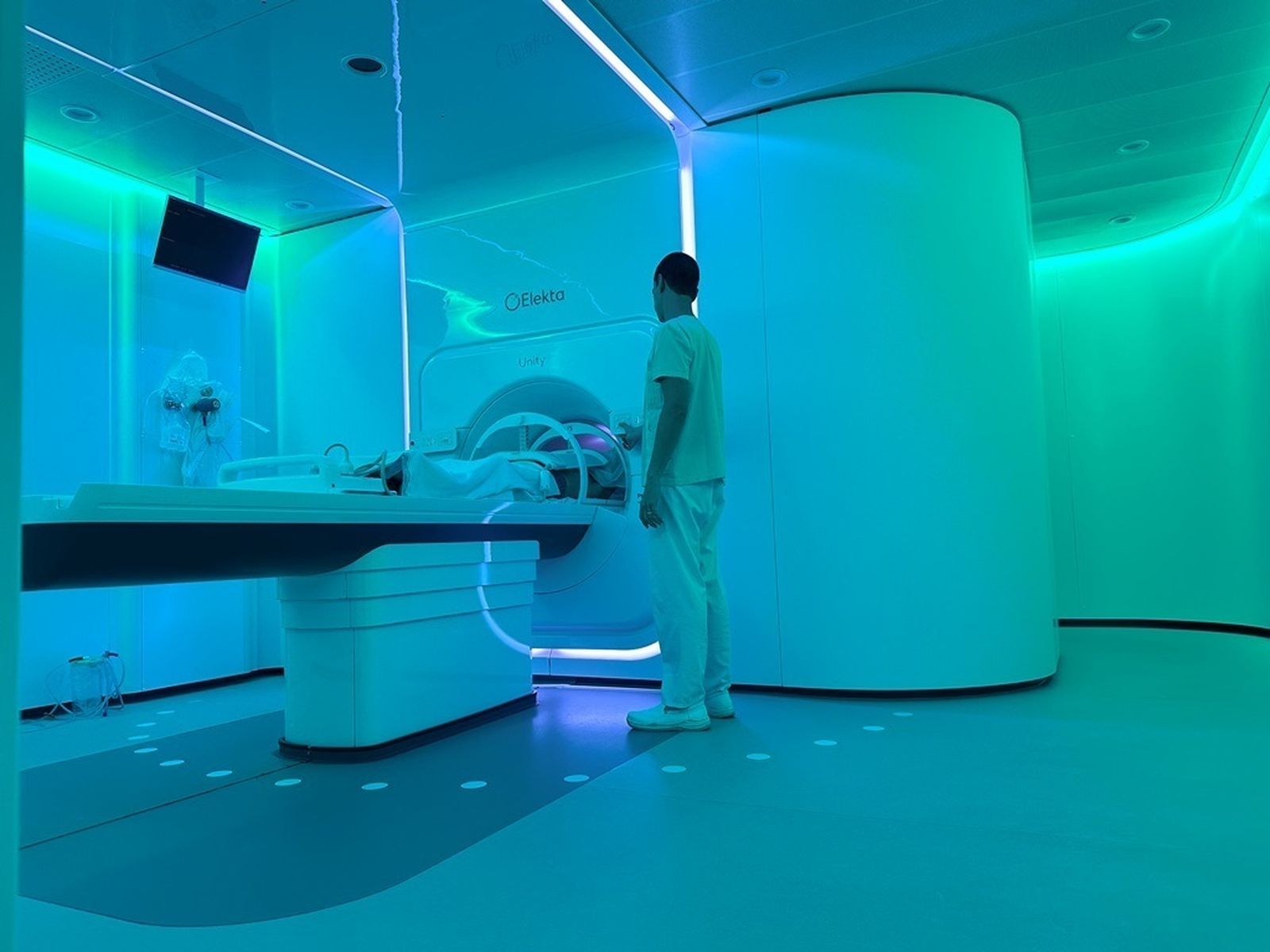 La Paz, centro de referencia internacional para la formación en radioterapia adaptativa guiada por resonancia magnética