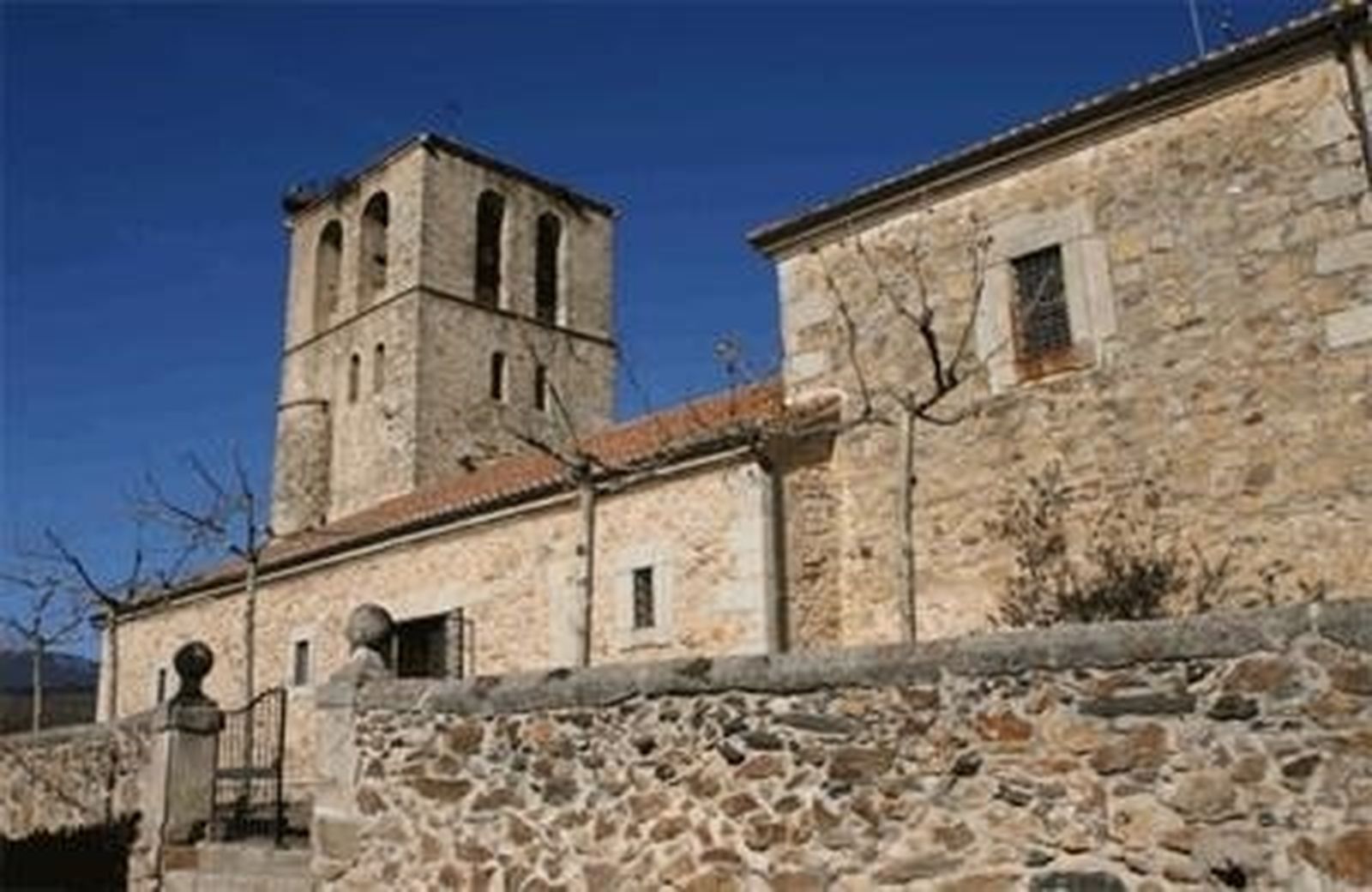 Iglesia de San Vicente Mártir de Braojos de la Sierra