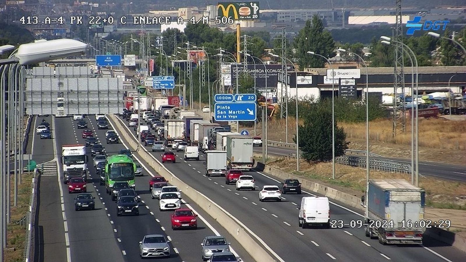 Retenciones de entrada a la capital por un accidente en la A-4