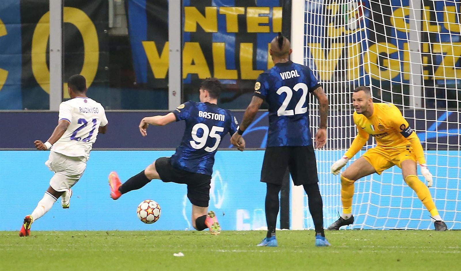 Rodrygo ante el Inter de Milán