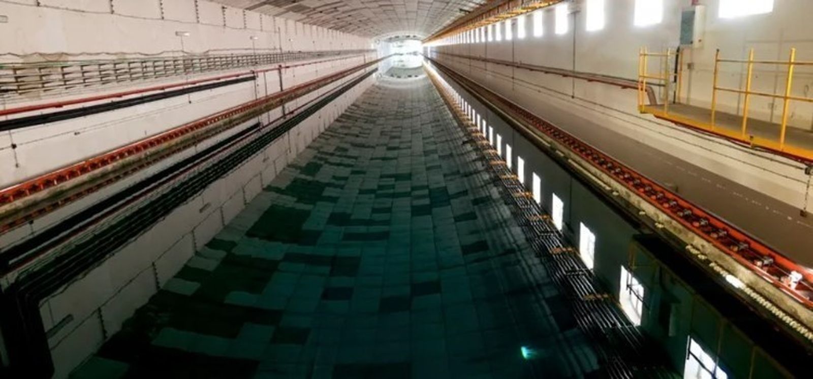 Interior del Canal de Experimentación del INTA en El Pardo