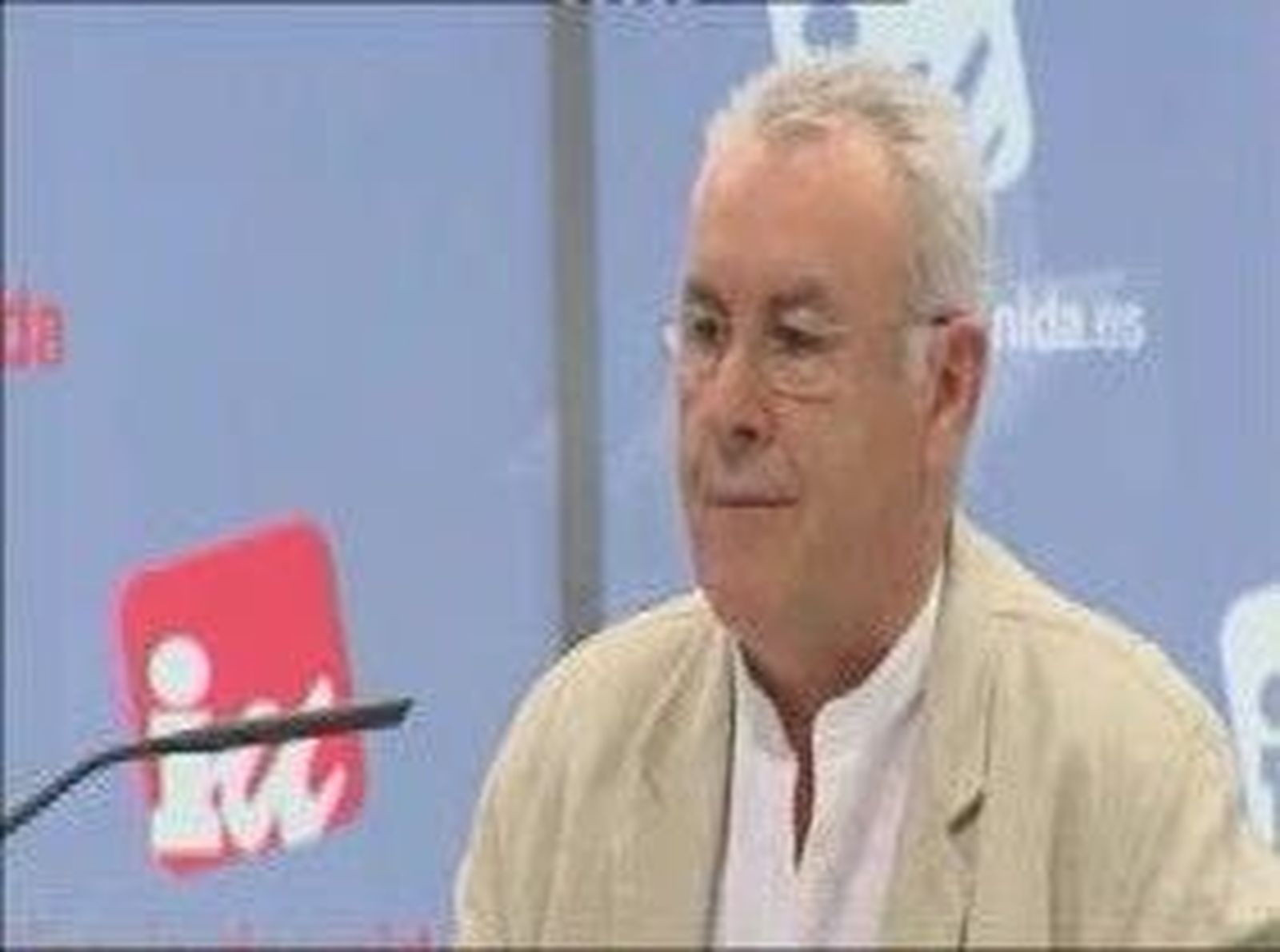 Cayo Lara recomienda abrir expediente en los casos donde se facilitó la alcaldía al PP