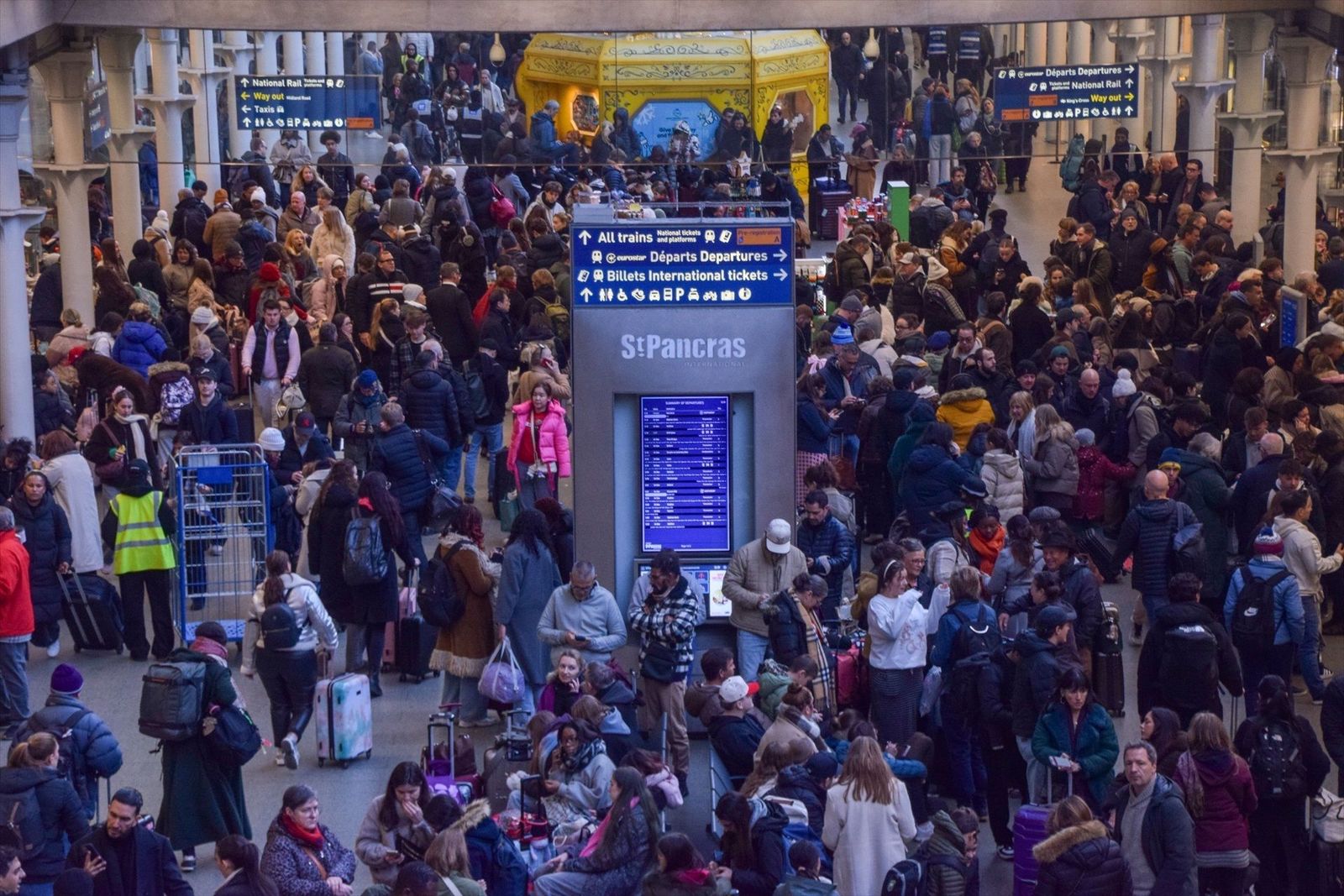 El servicio ferroviario del Eurotúnel retoma la normalidad progresivamente