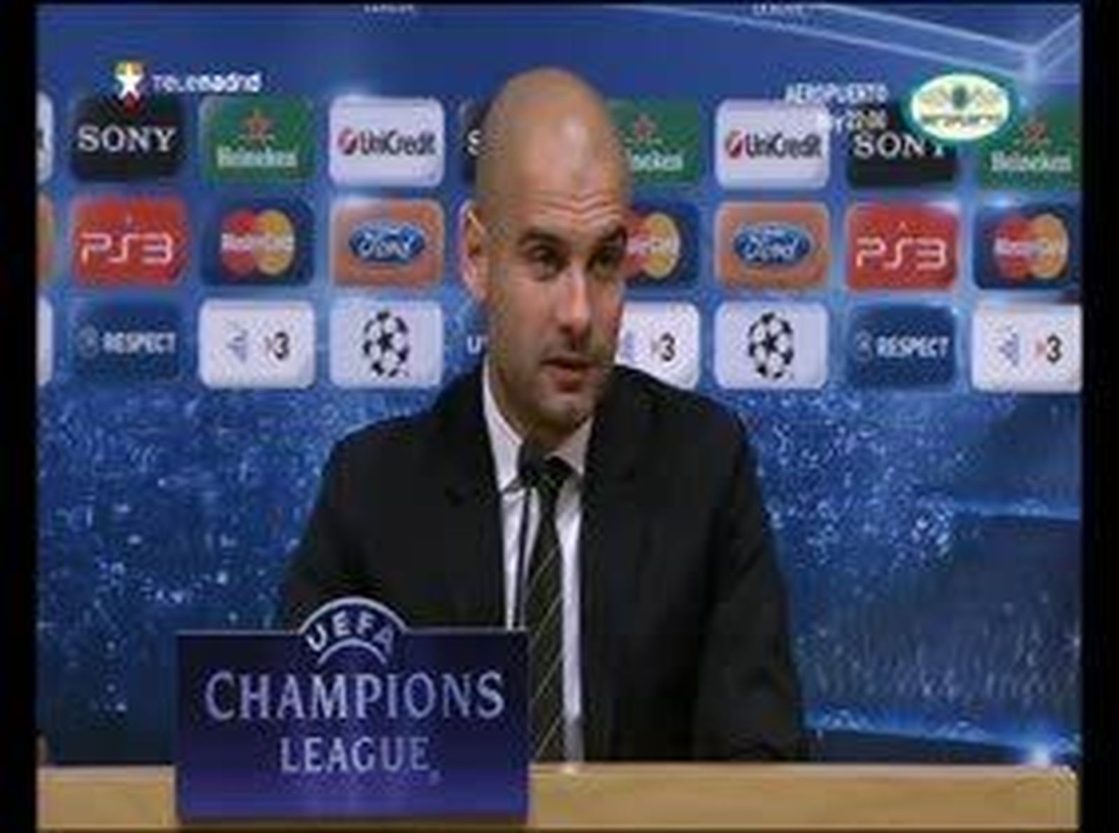Guardiola: "El trono pertenece a Messi, y solo él decidirá cuando dejarlo"