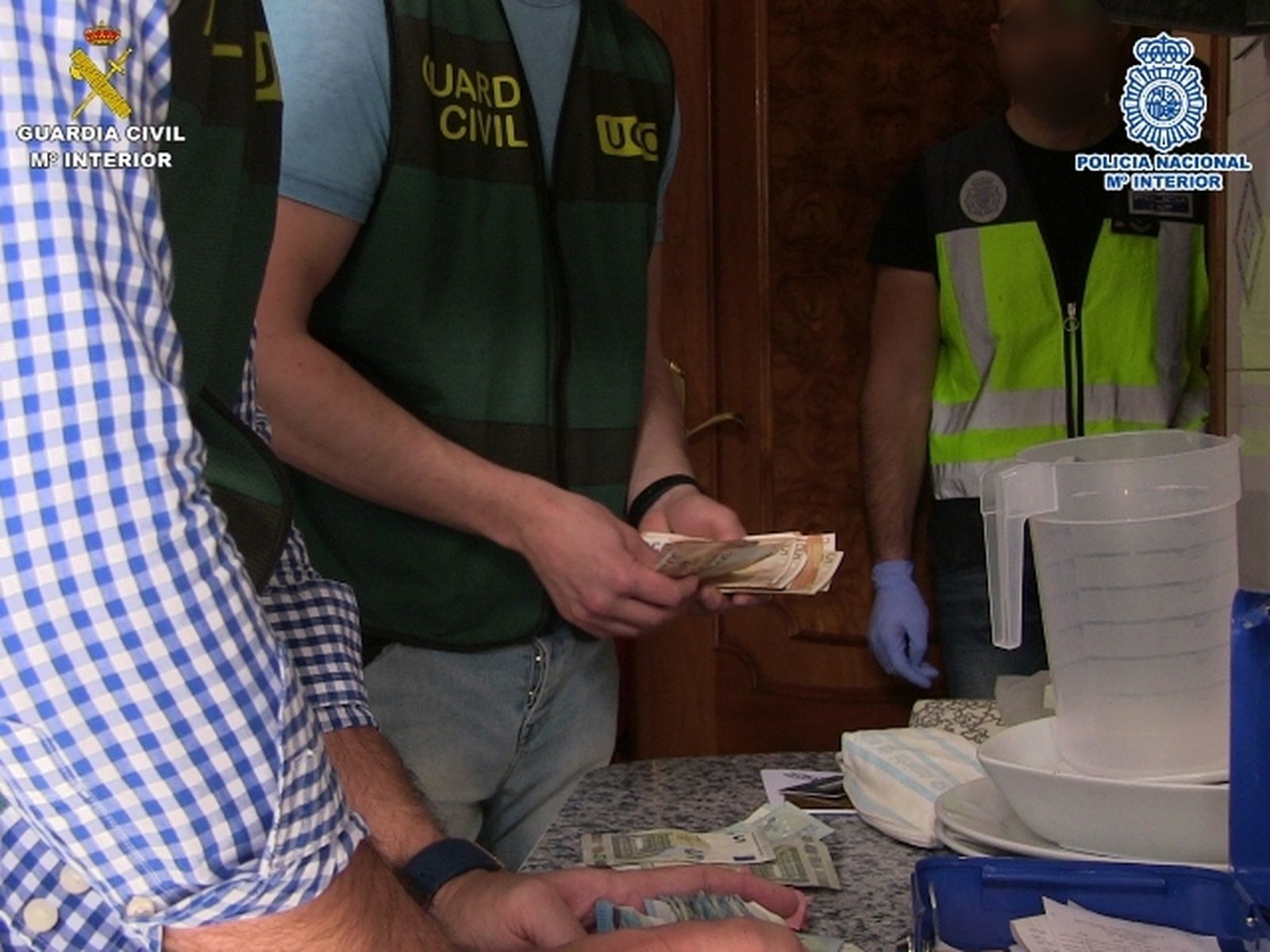 Cae en Madrid y Toledo una red "profesional" que blanqueó 70 millones a otros grupos criminales