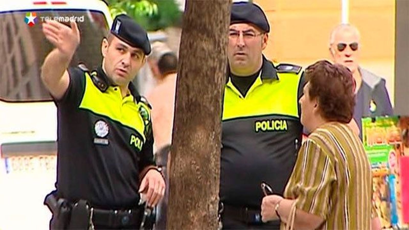 Las patrullas de Policía comunitaria se estrenan en Lavapiés a pie y en bici