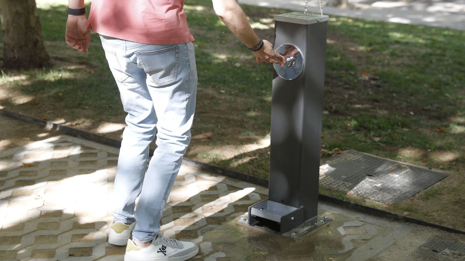 Madrid instala 60 nuevas fuentes de agua potable