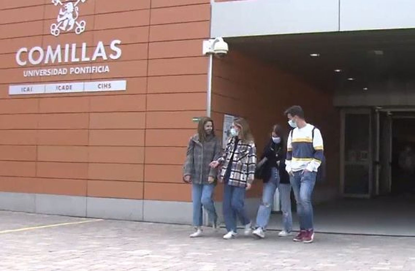 Primeras elecciones para muchos jóvenes de Madrid y con la pandemia en mente