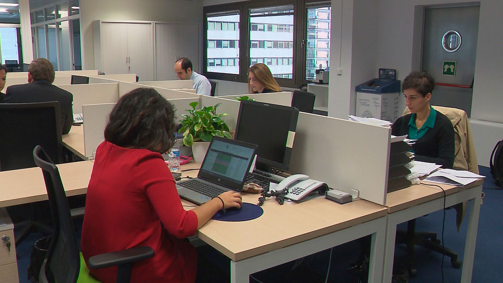 Las empresas pueden descontar  las pausas del café o fumar de la jornada laboral