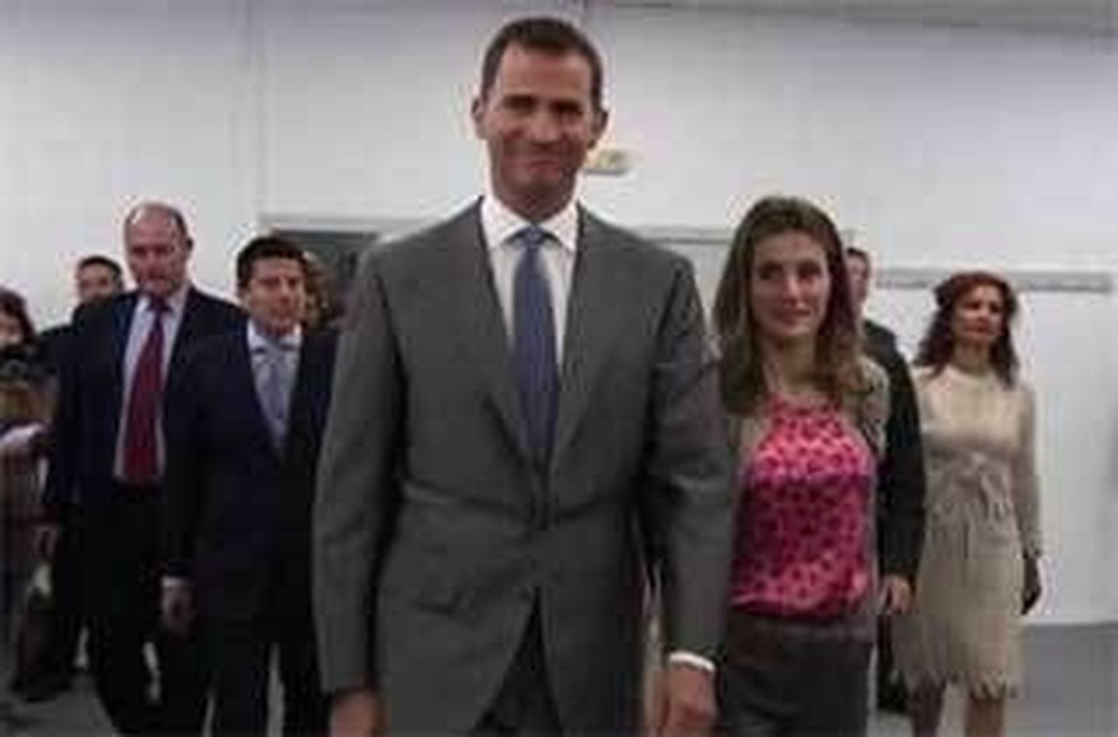 Don Felipe alude al deber "compartido" en su octavo aniversario de boda