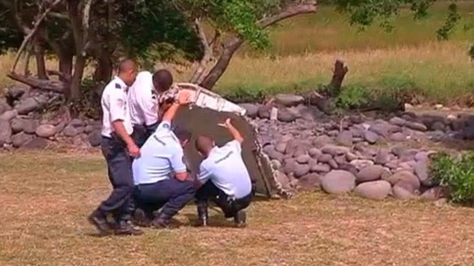Malasia y Francia confirman que los restos hallados son del MH370
