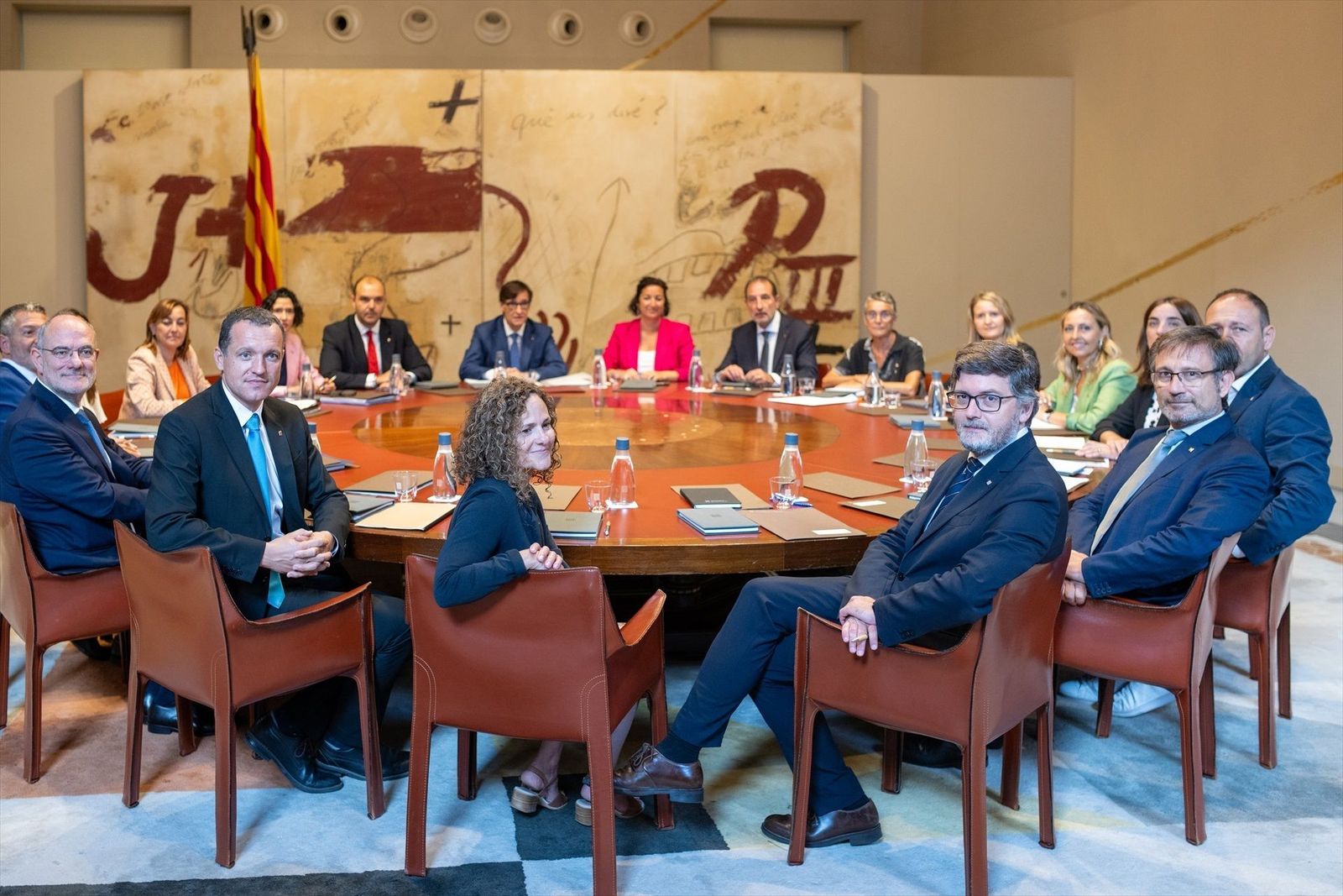 Illa preside la primera reunión del nuevo gobierno catalán