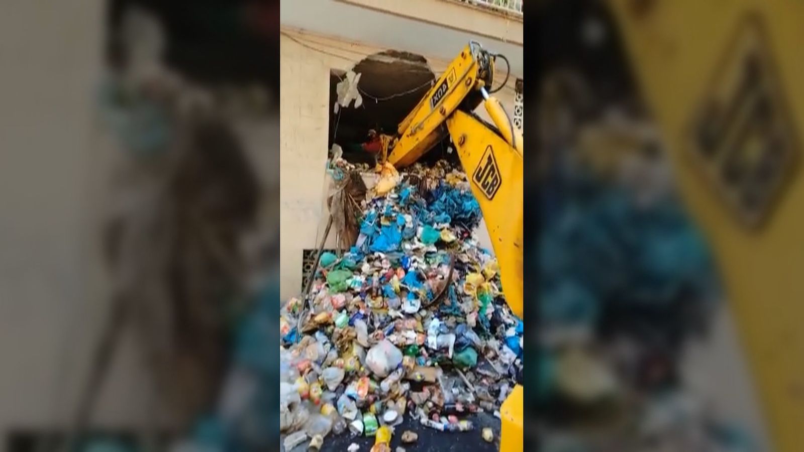 Rescate de un hombre en su piso de El Prat de Llobregat