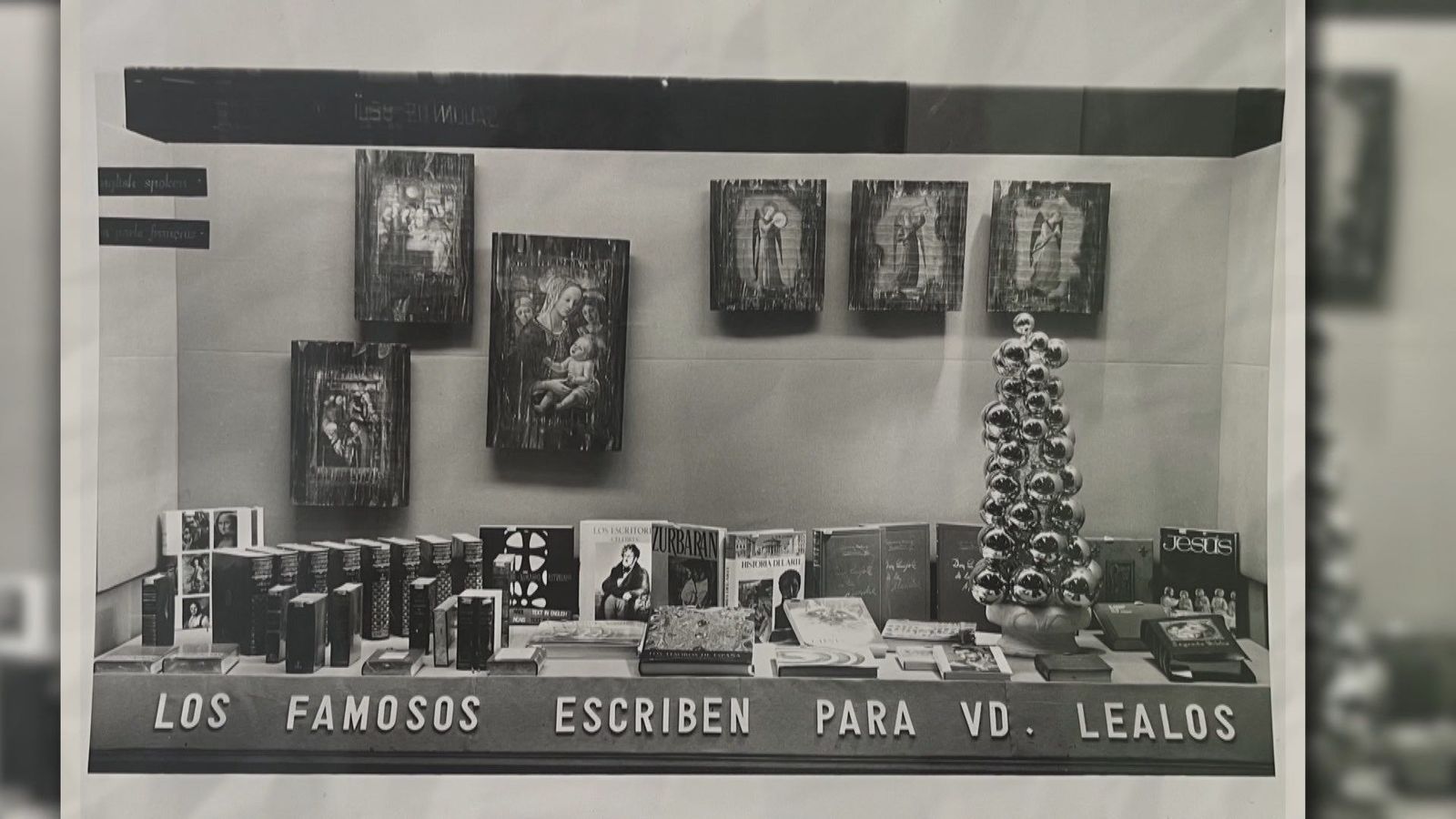 La historia de Clara y los escaparates de los años 60 en la Gran Vía