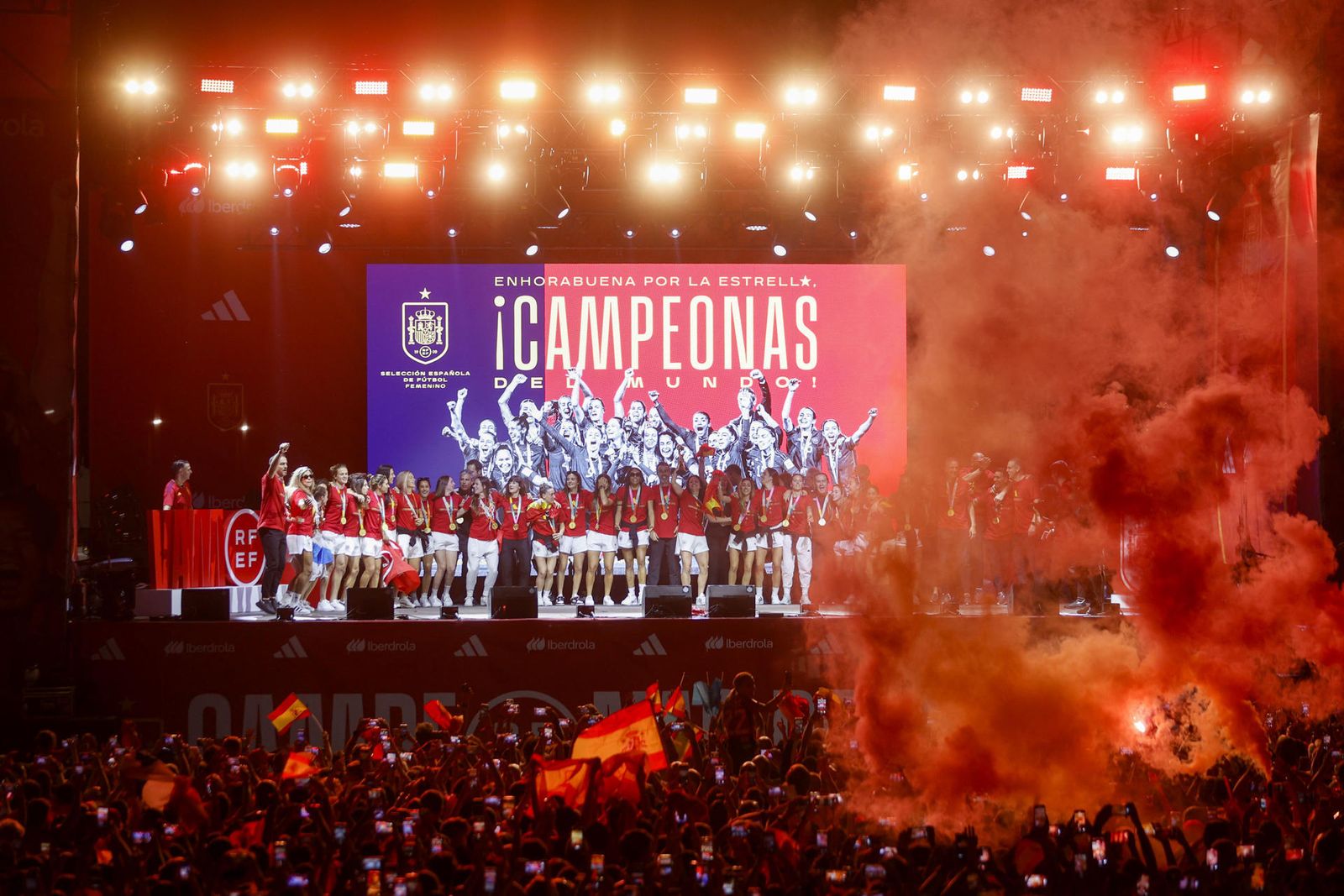 Fiesta de la Selección femenina de fútbol en Madrid tras ganar el Mundial