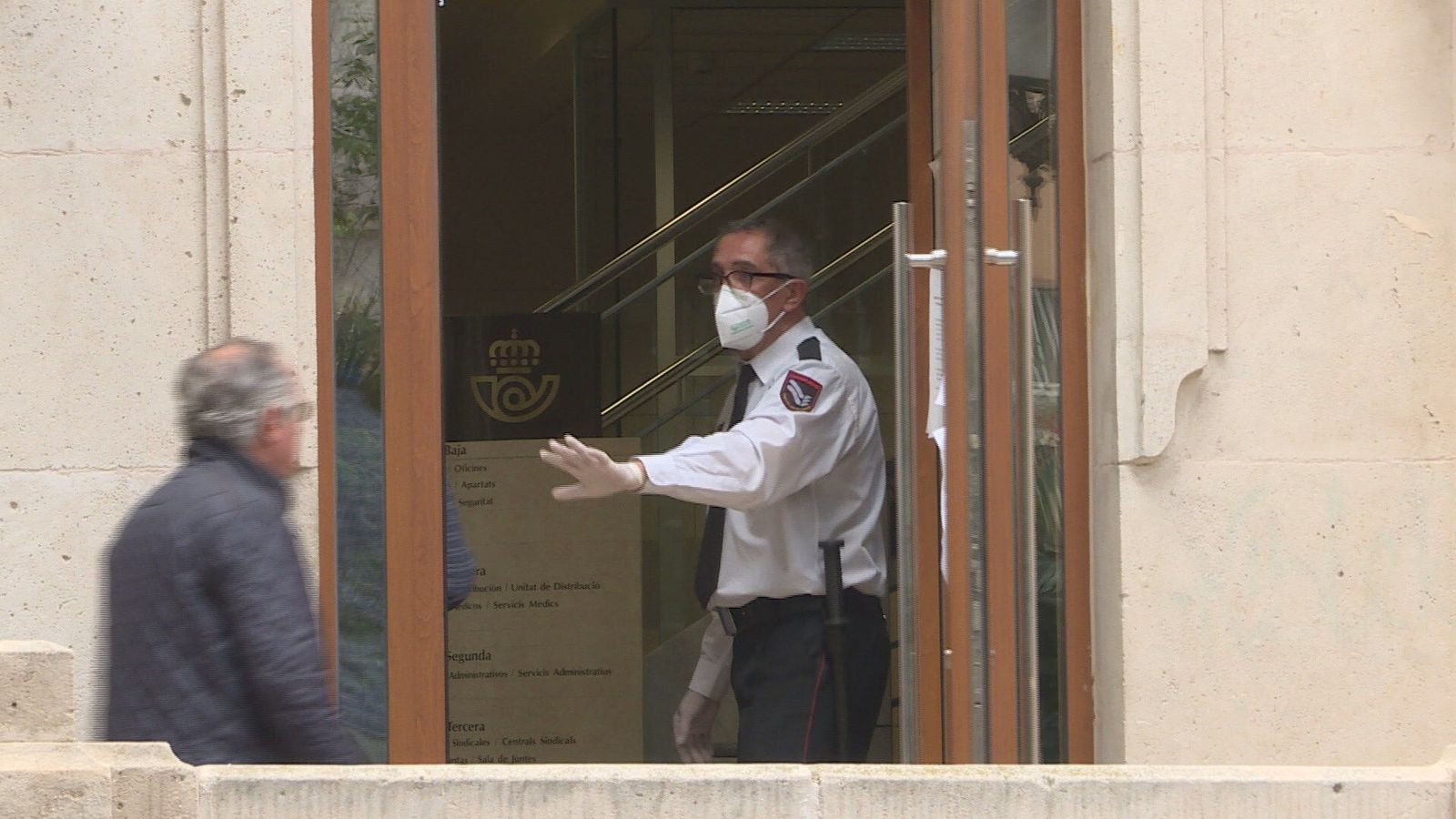 CCOO y UGT denuncian la incidencia de contagios en Correos y la compañía dice que están protegidos