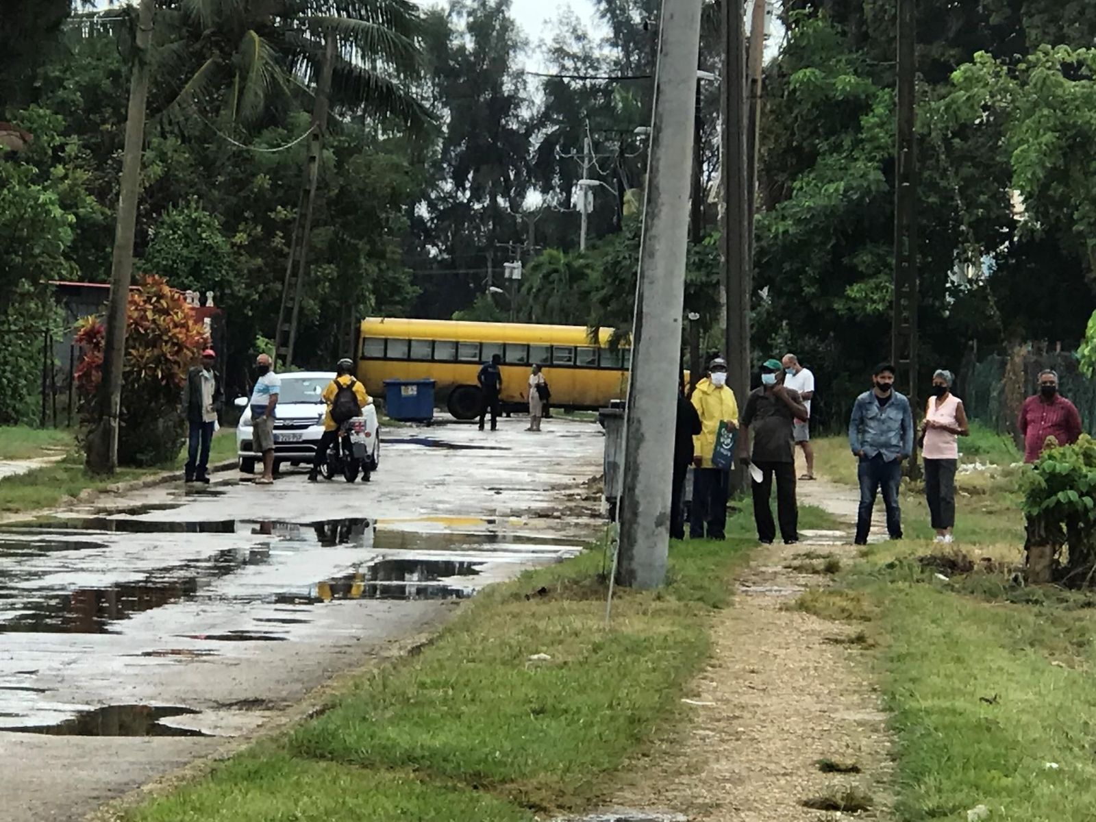 La oposición convoca protestas masivas en Cuba este lunes para reclamar el fin de la dictadura