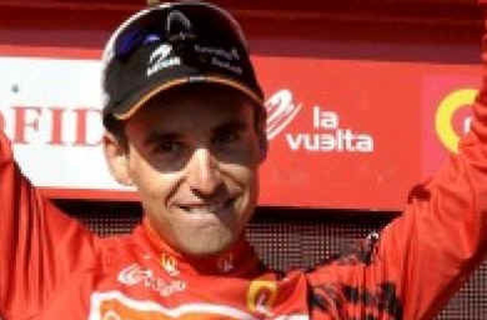 Igor Antón se consagra en el Zoncolan, Contador blinda la maglia rosa