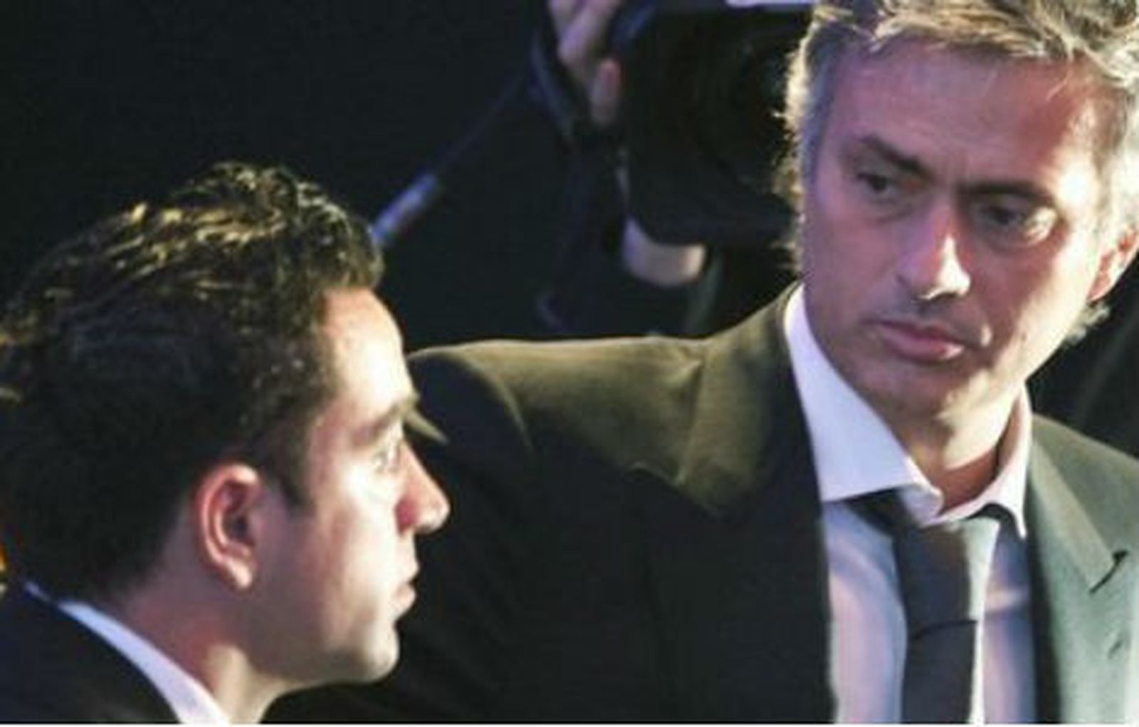 Xavi Hernández y Mourinho