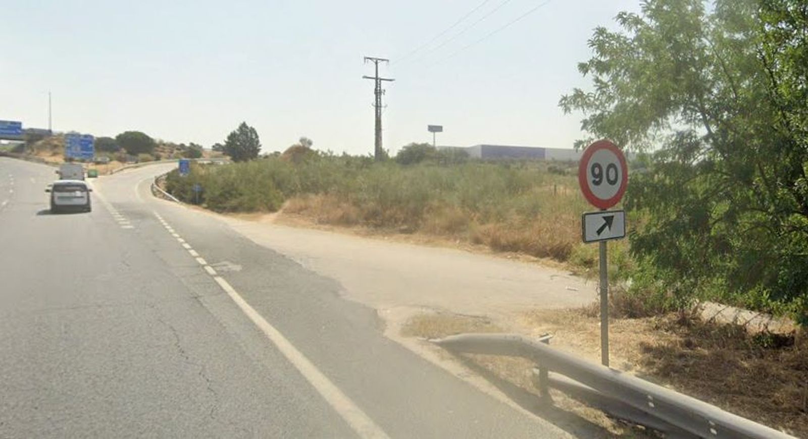 Acceso al Camino de la Ribera de San Pedro desde la A-5