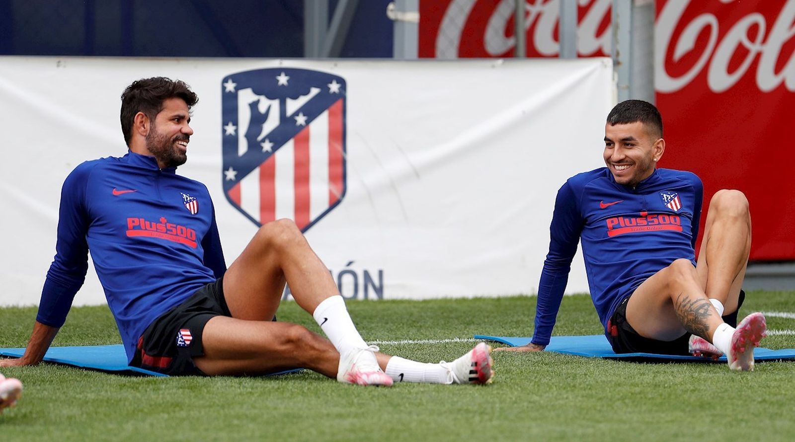 Diego Costa y Ángel Correa