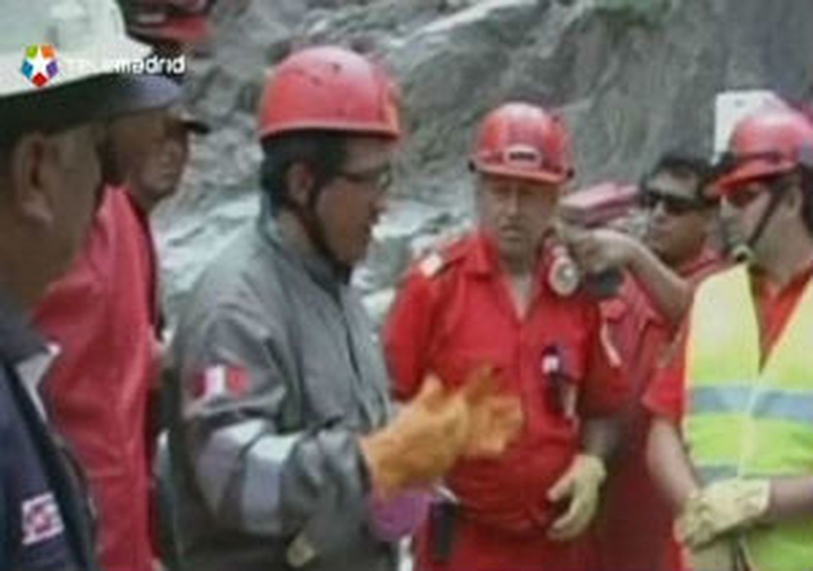 El Gobierno peruano pide la ayuda de expertos para rescatar a nueve mineros
