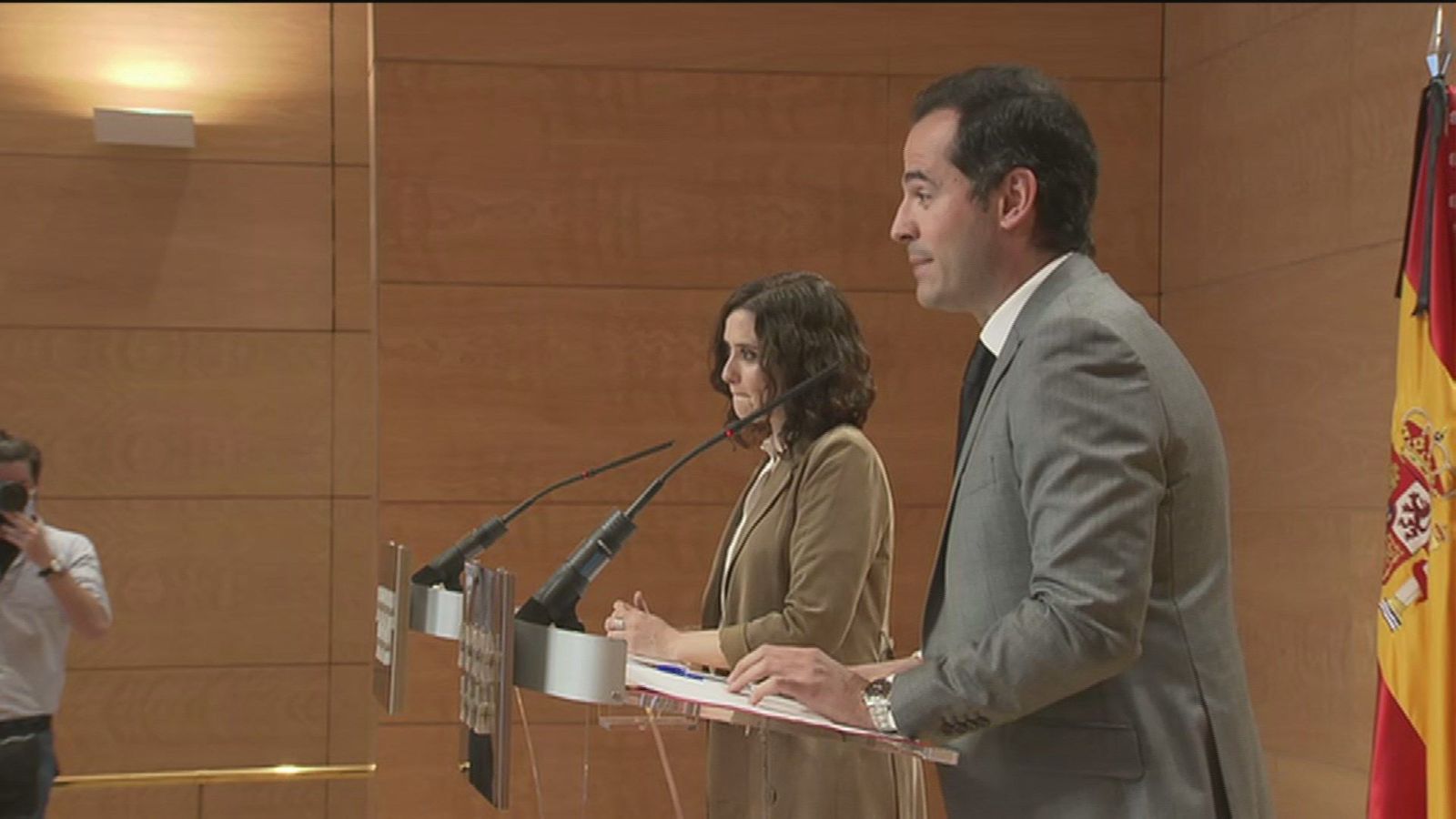Un año de Gobierno de Ayuso y Aguado marcado por el coronavirus