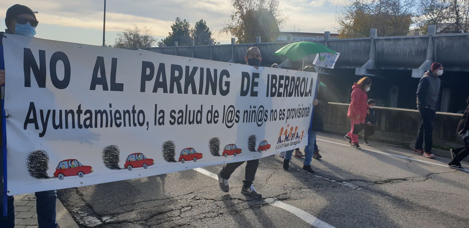 Manifestación del AMPA del colegio Juan Zaragüeta contra el aparcamiento de Iberdrola