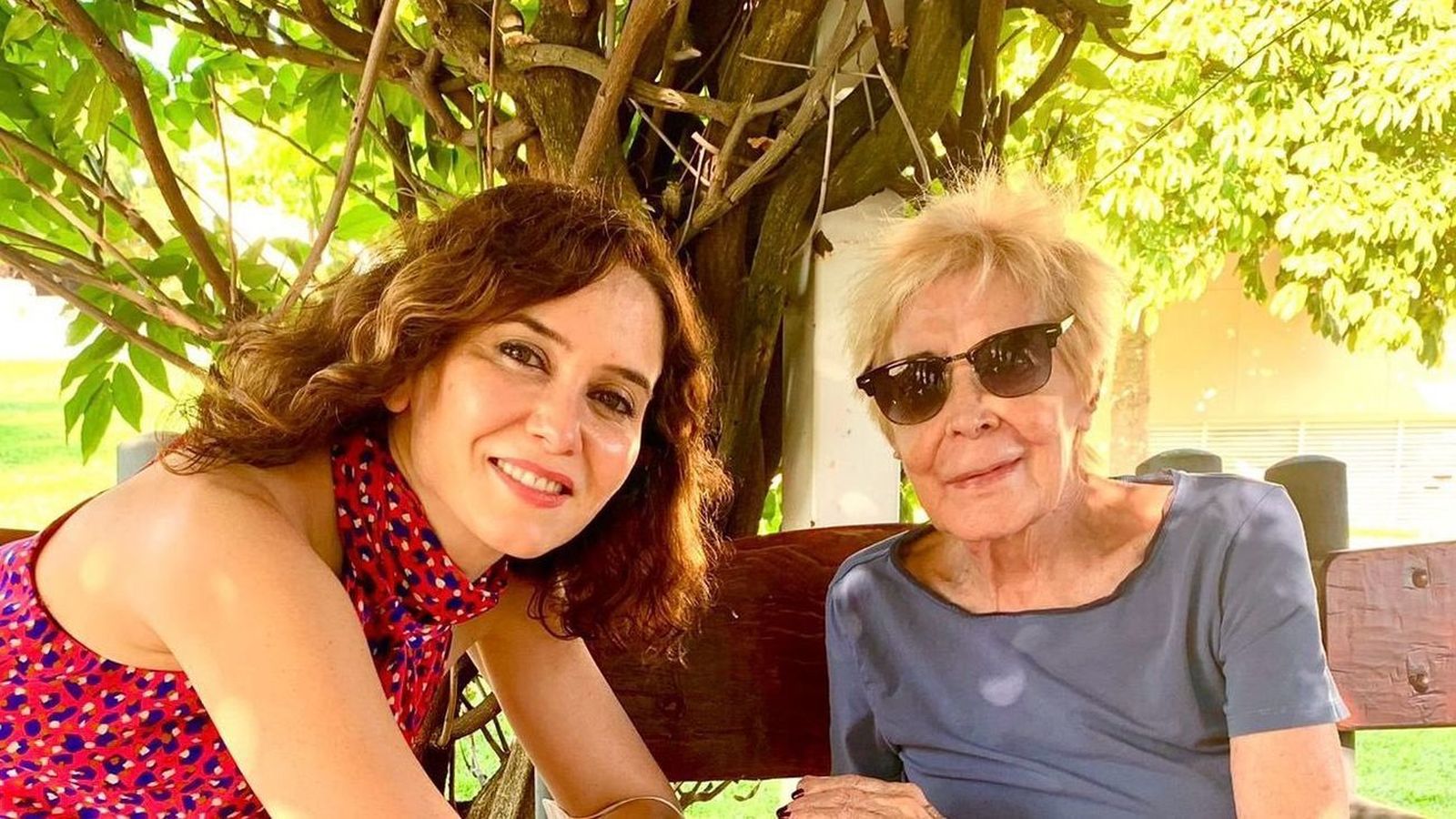 Isabel Díaz Ayuso y Concha Velasco