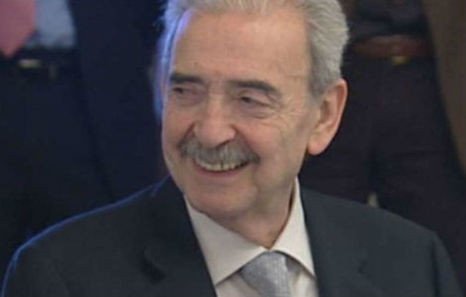 Fallece en México, a los 83 años, el  escritor argentino Juan Gelman