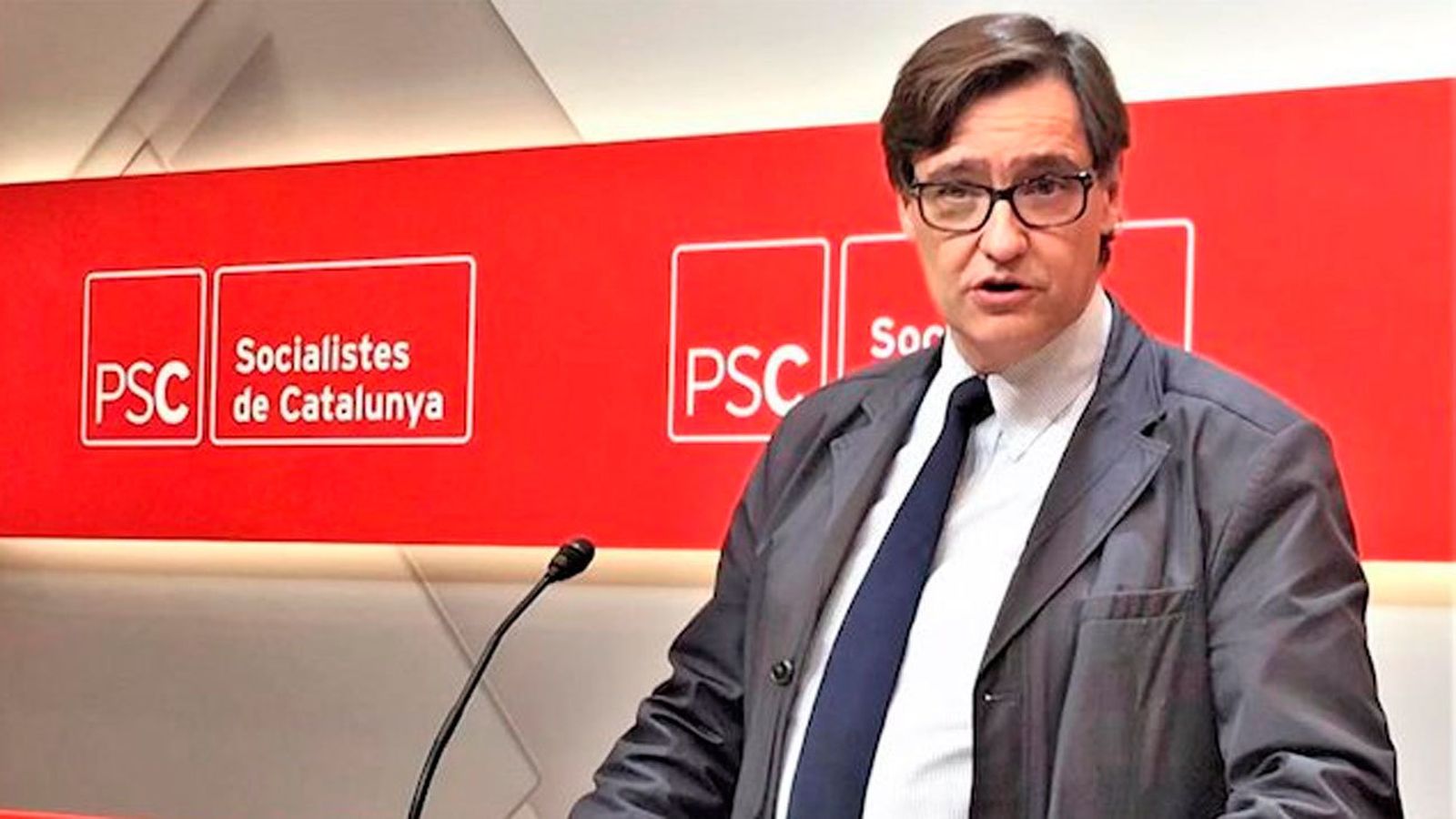 Salvador Illa,  ministro de Sanidad y candidato del PSC a la Generalitat catalana