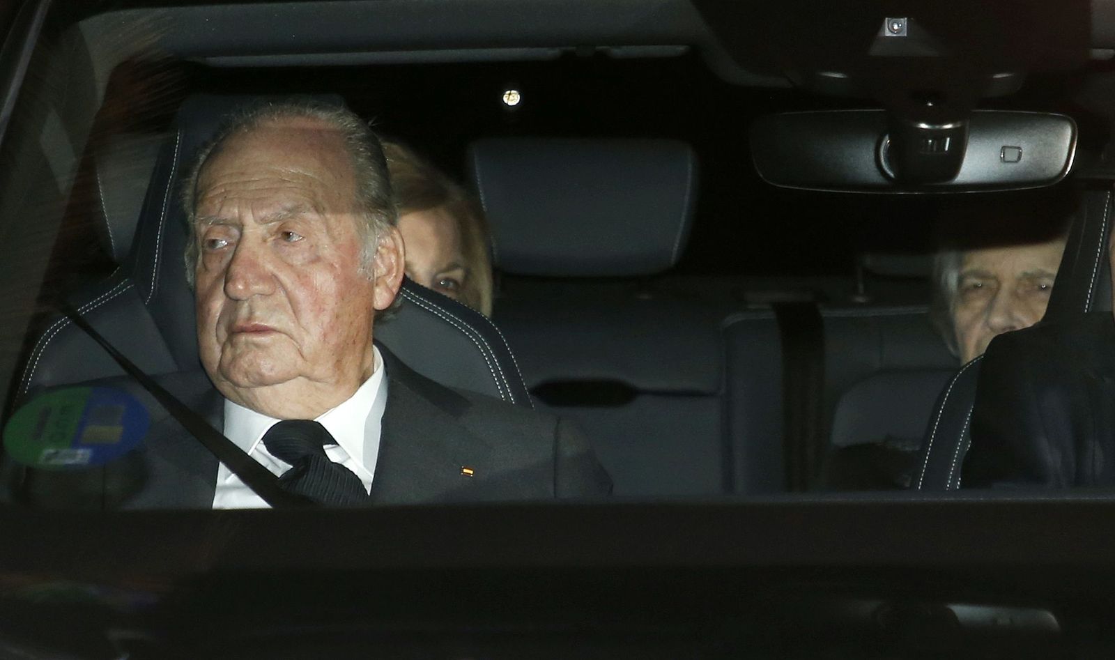 La incógnita sobre dónde está Juan Carlos I alienta el debate político sobre el rey emérito