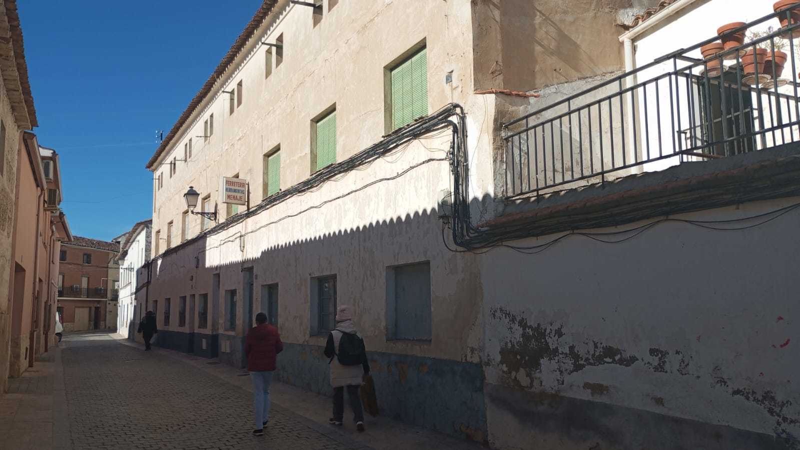 Edificio de viviendas en la calle Toril de Morata de Tajuña