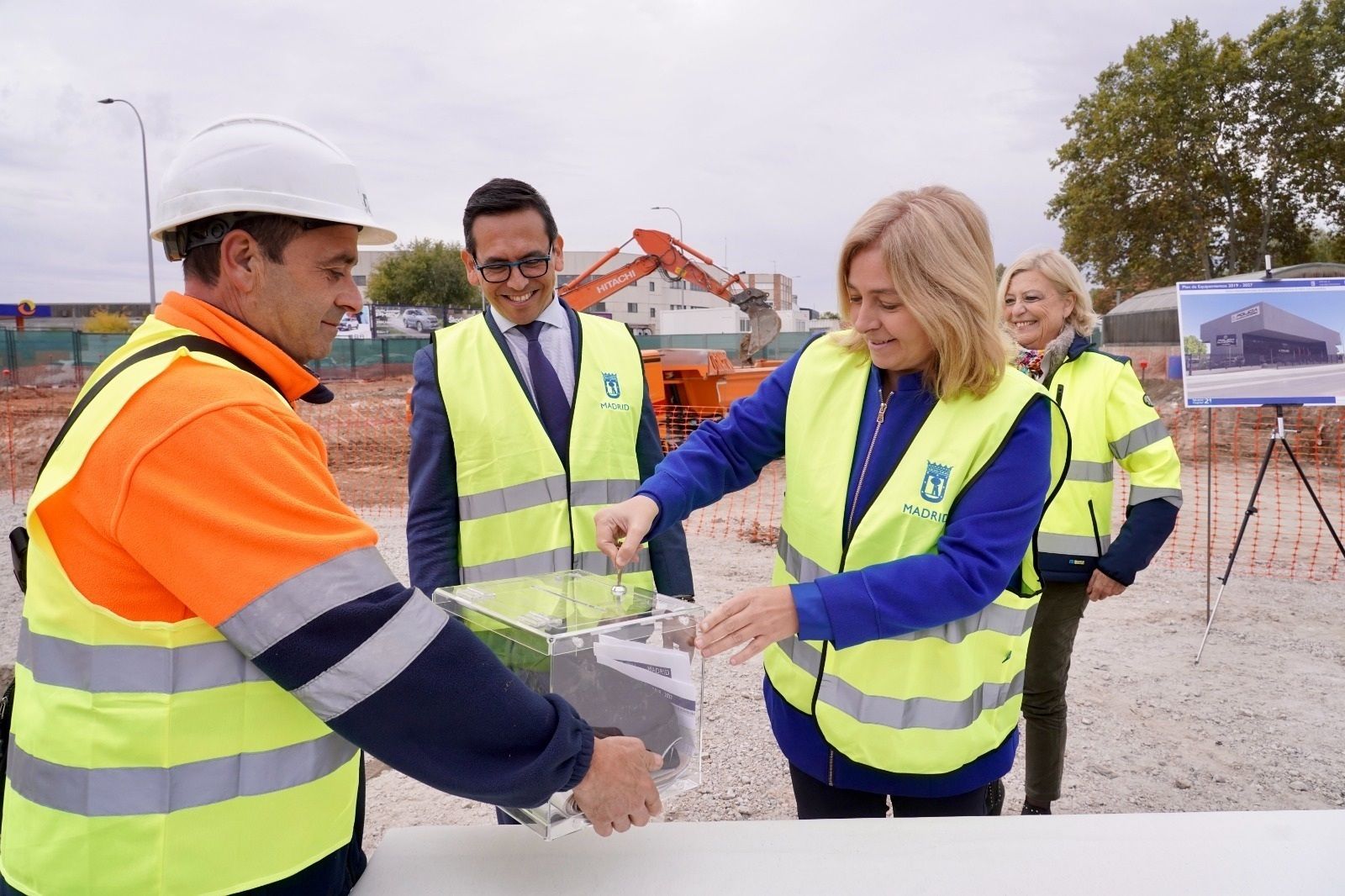 Colocada la primera piedra de la nueva comisaría de Policía Municipal de Villaverde