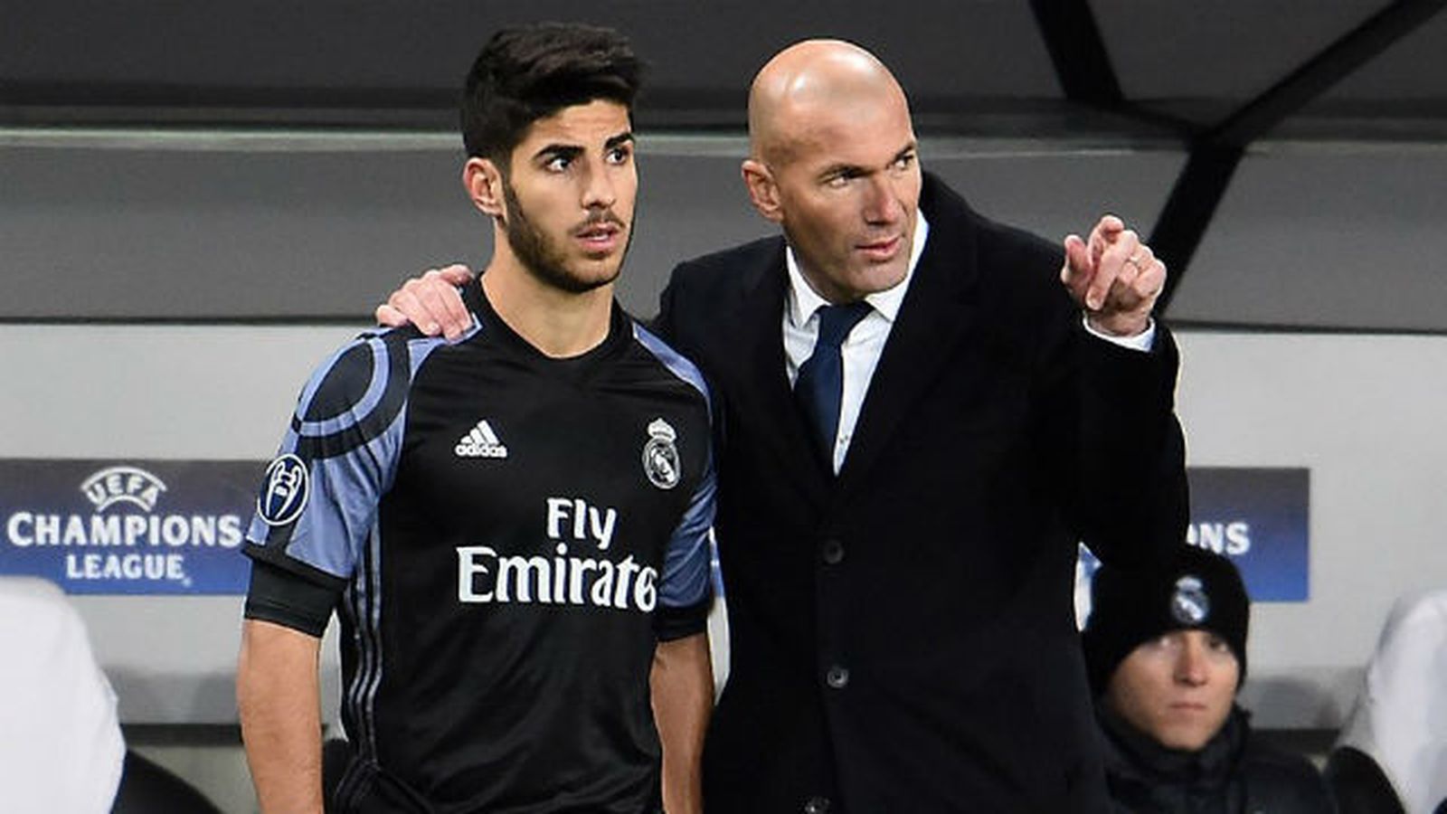 Marco Asensio y Zinedine Zidane