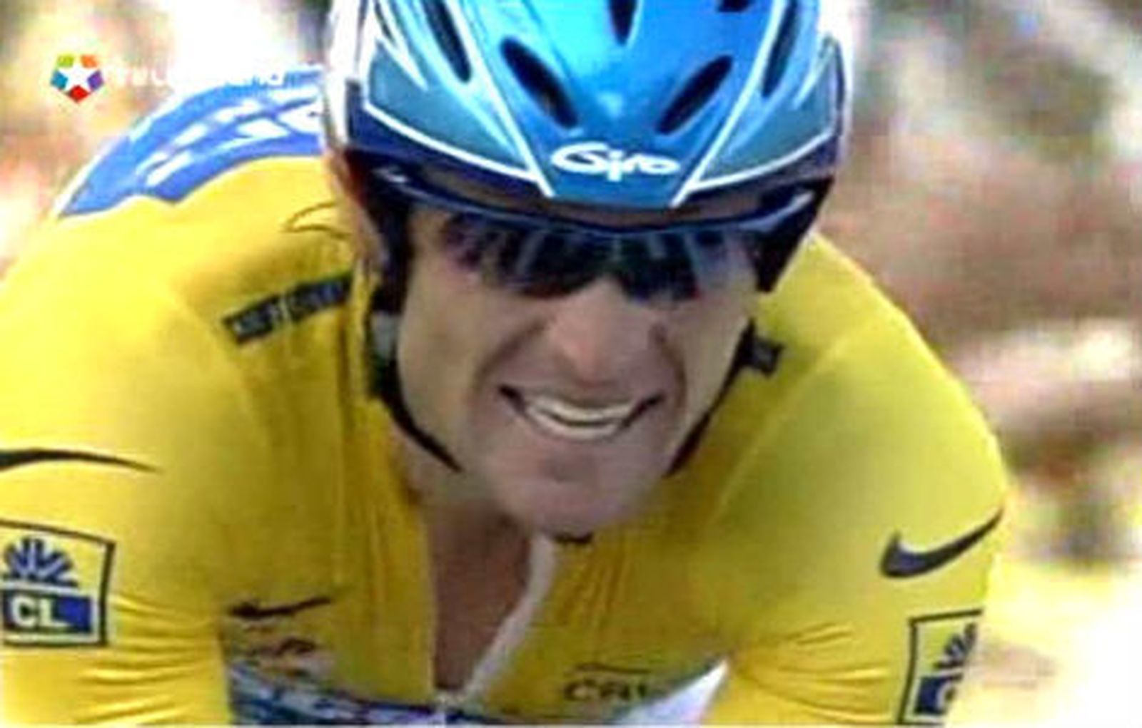 Armstrong deja de luchar ante la agencia antidopaje y pierde todos sus títulos