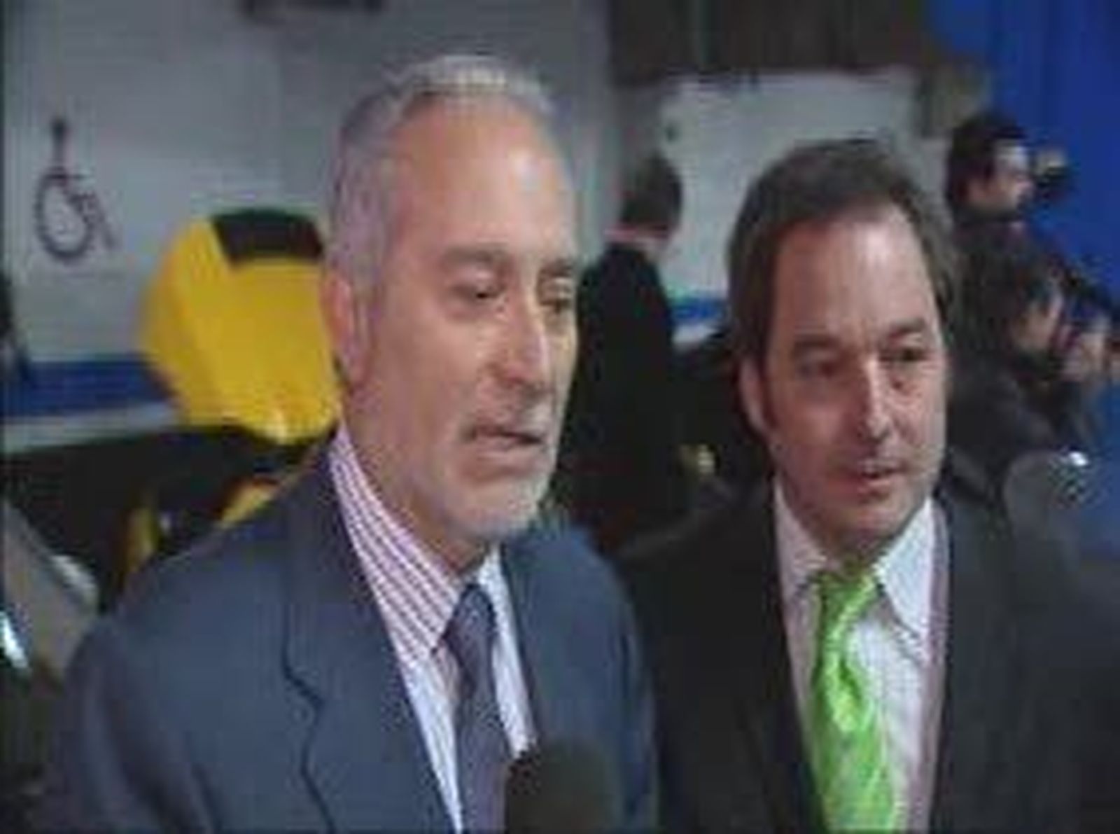 Parro presenta los puntos de recarga para vehículos electricos