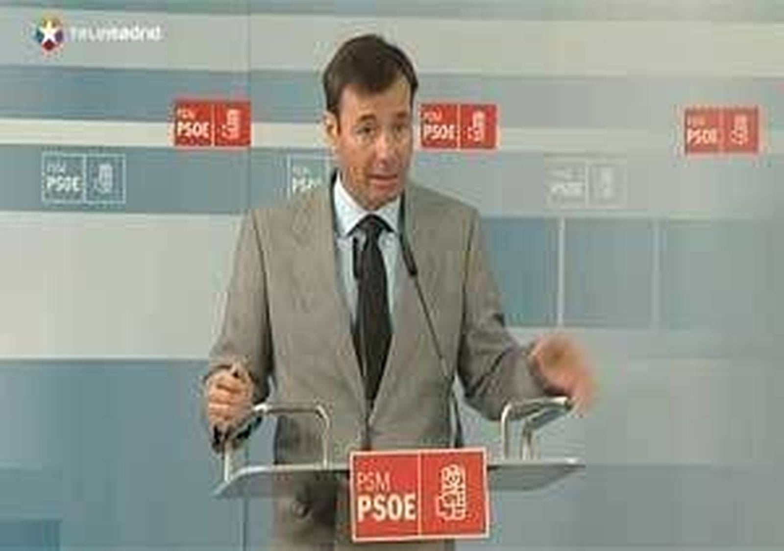 Tomás Gómez insiste en que Aguirre debe desvelar los términos "secretos" del pacto