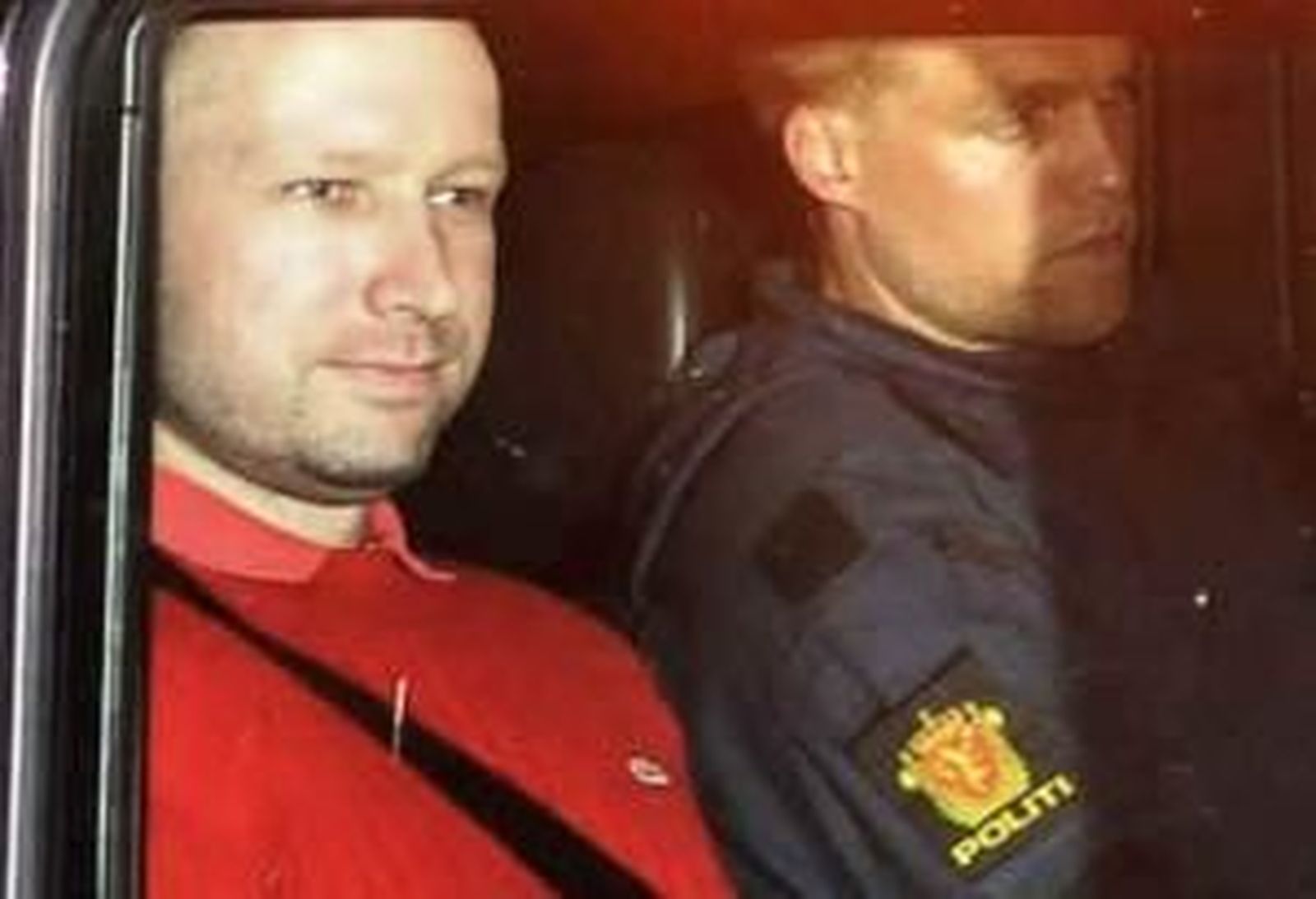 El autor del doble atentado de Noruega confiesa a la Policía que preparaba más atentados