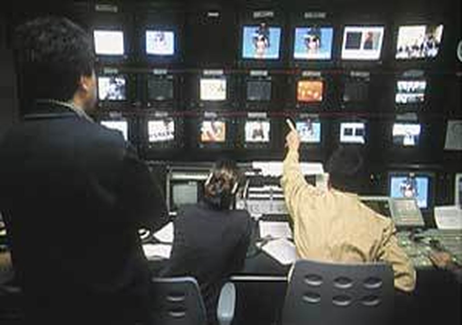 El Gobierno desbloquea RTVE y aprueba que las Comunidades puedan privatizar sus televisiones