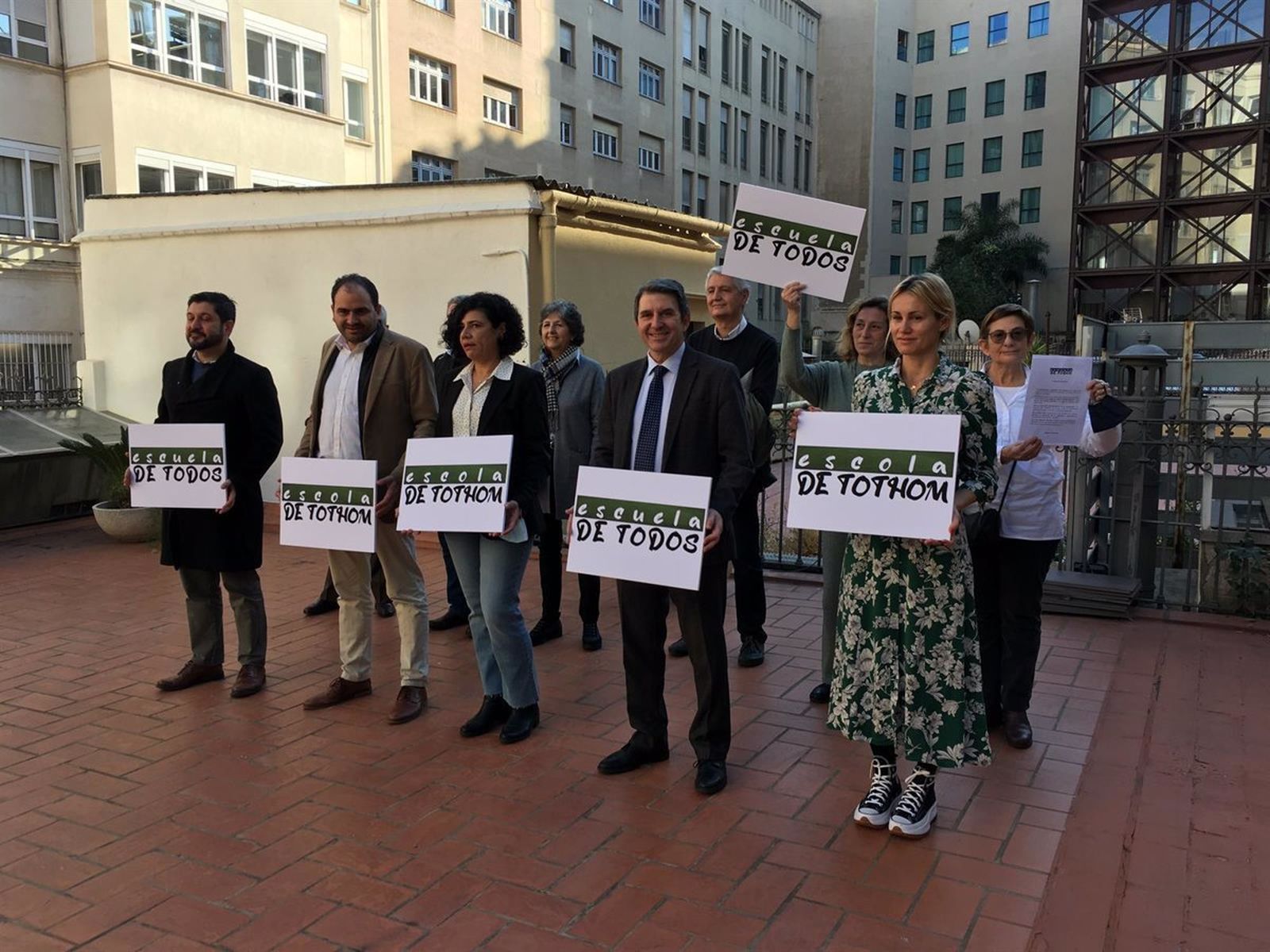Entidades en defensa del bilingüismo en Cataluña