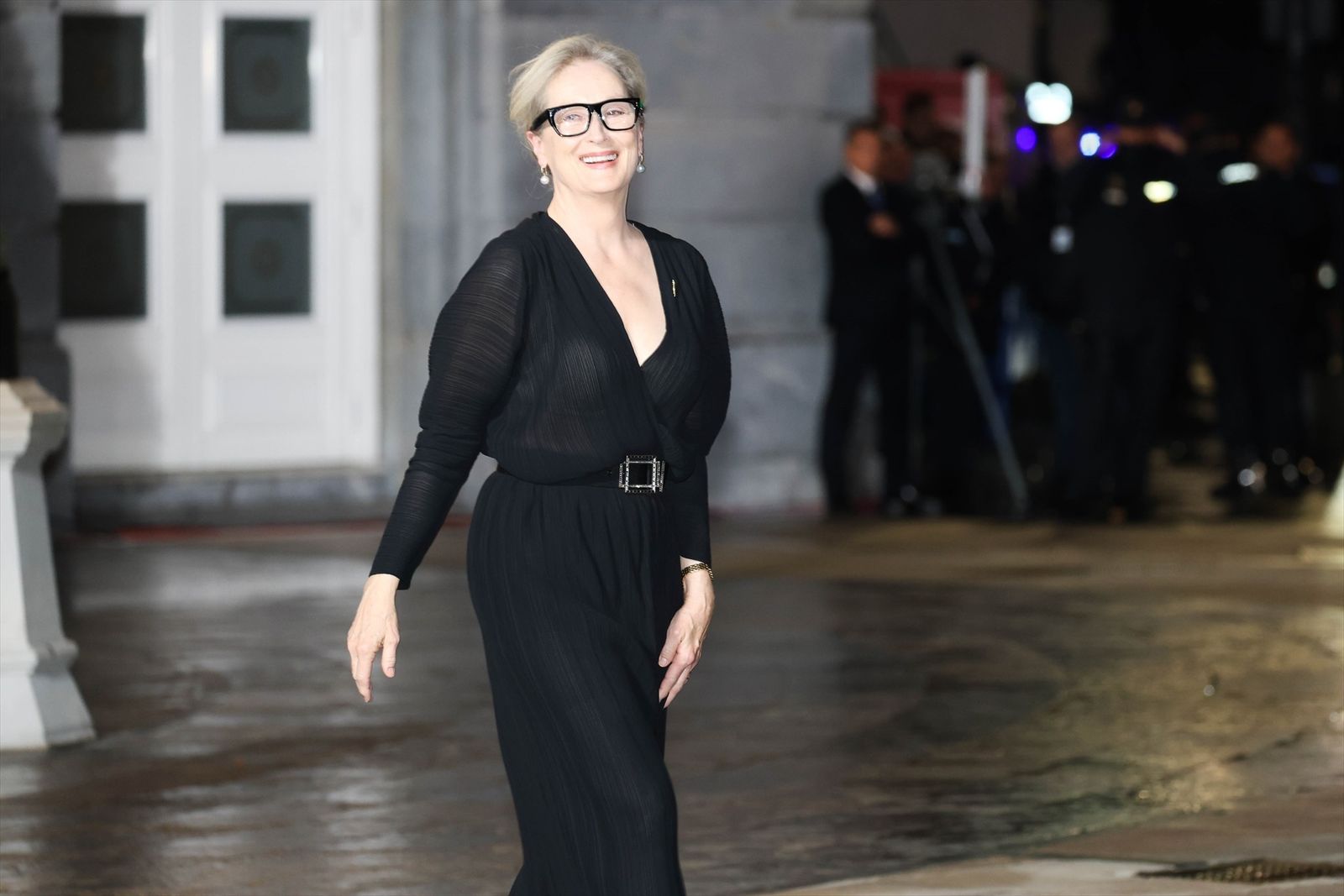 Meryl Streep r