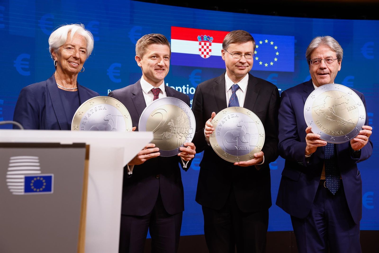Anuncio de la entrada de Croacia en la zona euro en 2023