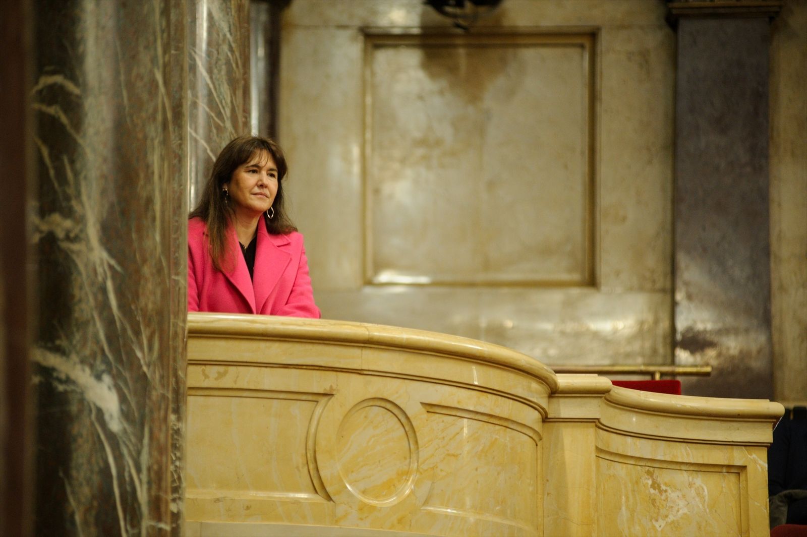 La presidenta de Junts, Laura Borràs, durante una sesión plenaria en el Parlament