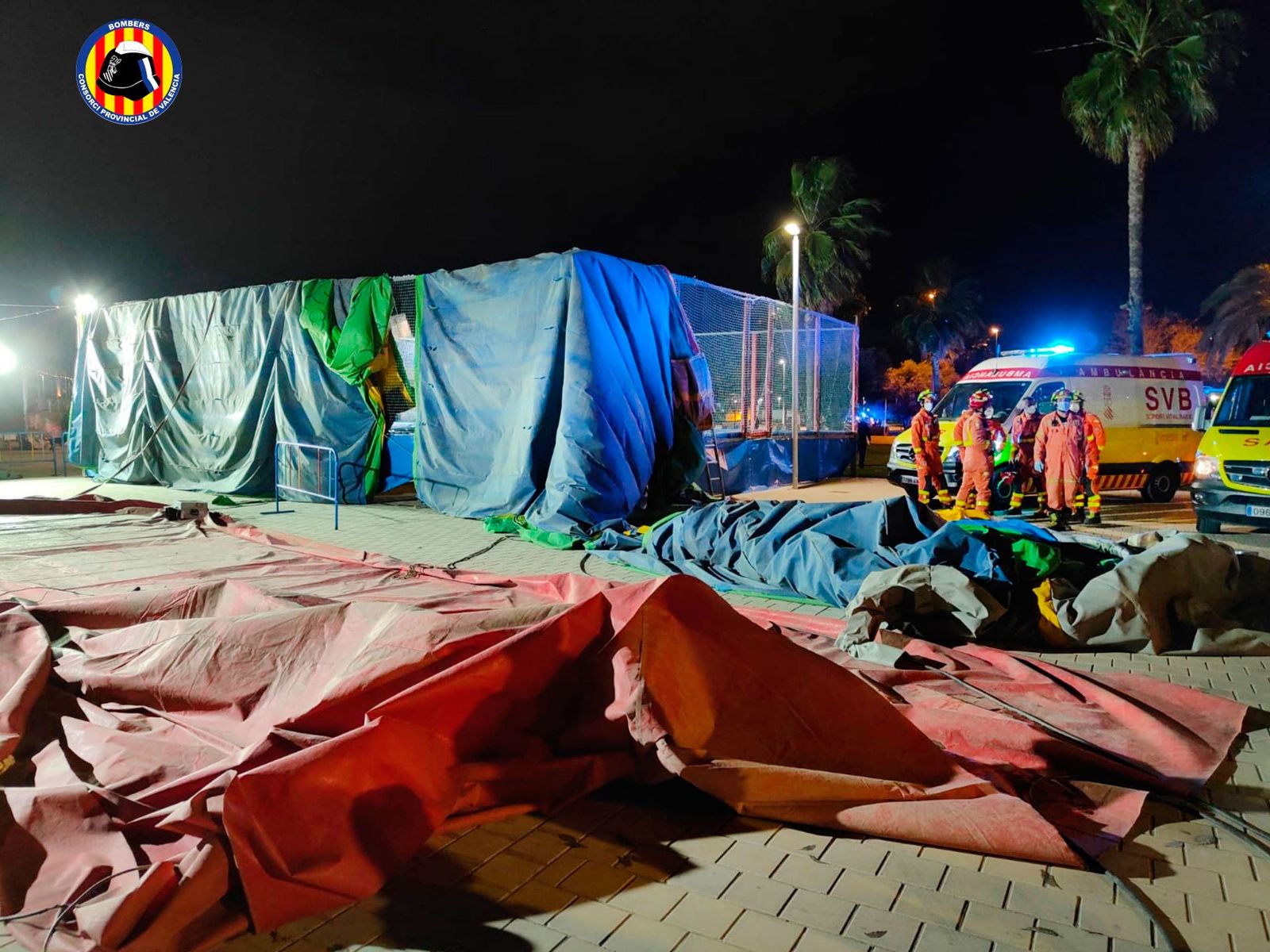 Nueve menores heridos al levantar el viento y tumbar un hinchable en la feria de Mislata (Valencia)
