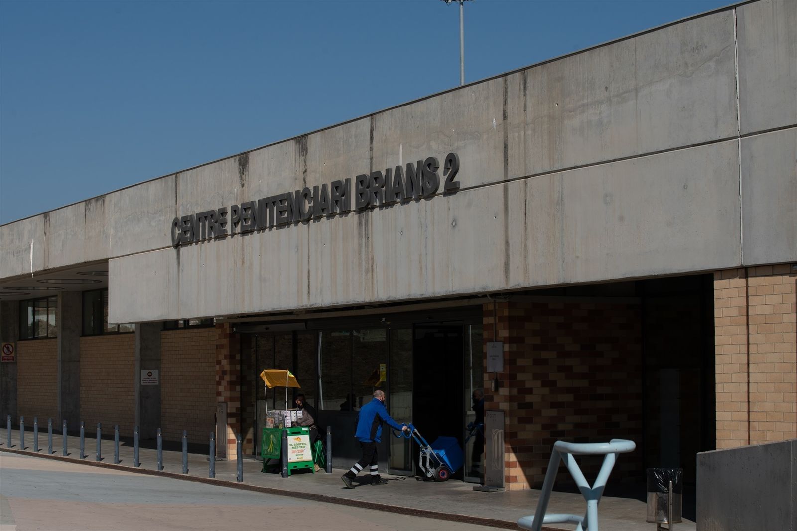 Entrada del centro penitenciario Brians 2