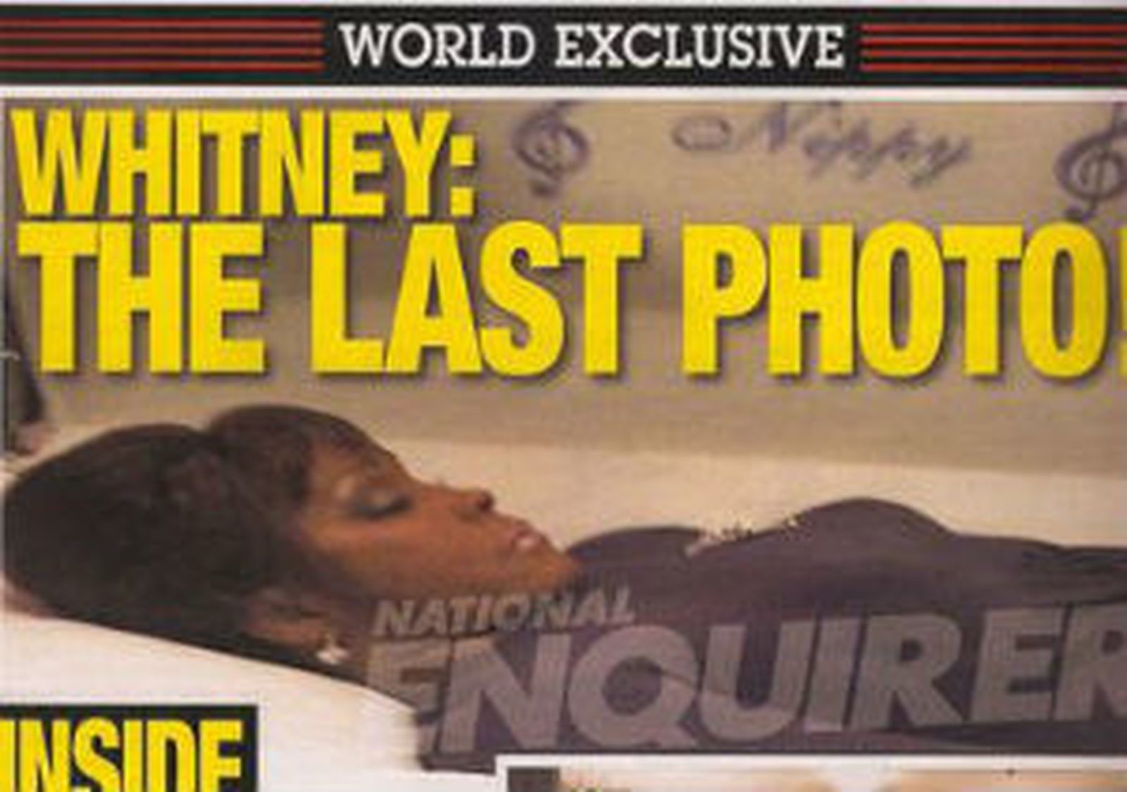 Whitney en el féretro