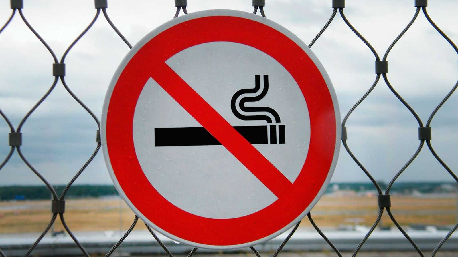 Confusión y desconcierto este fin de semana en Madrid tras anularse la prohibición de fumar en la calle sin distancia