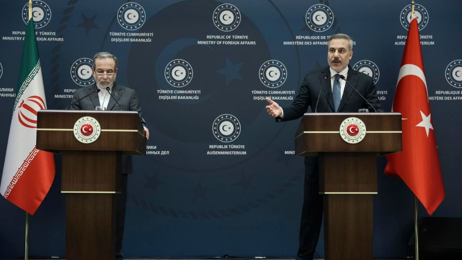 Irán se muestra dispuesto a negociar con EEUU en plena escalada de tensión